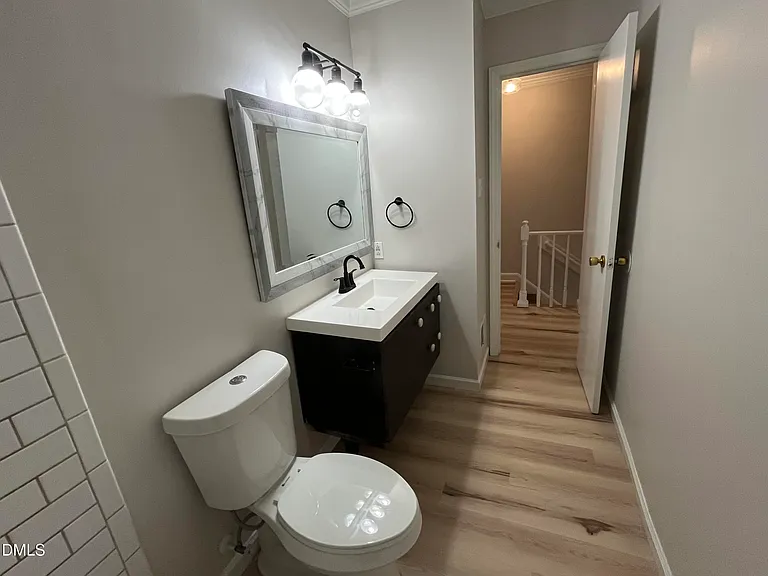 224 Waldo St — Photo 12