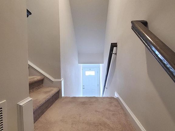 4th image of 303 Rising Sun Rd