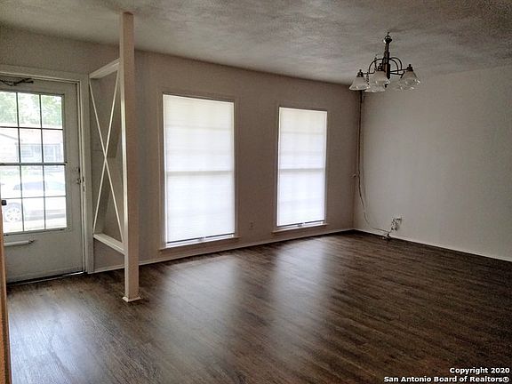 4th image of 1711 Viewridge Dr