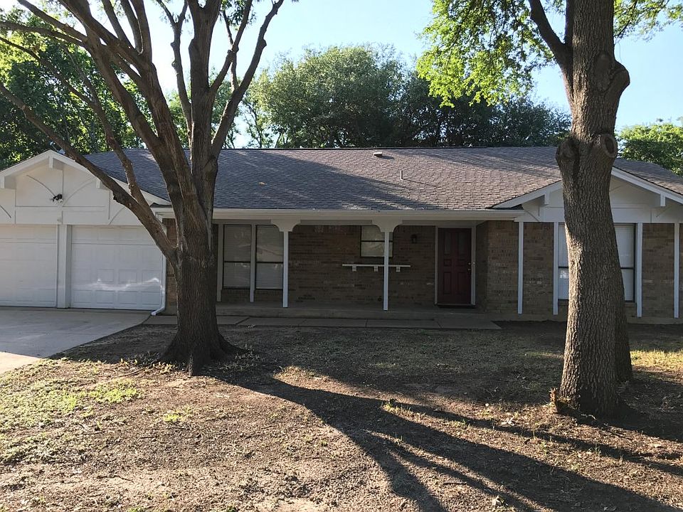 1st image of 1025 Almond Dr