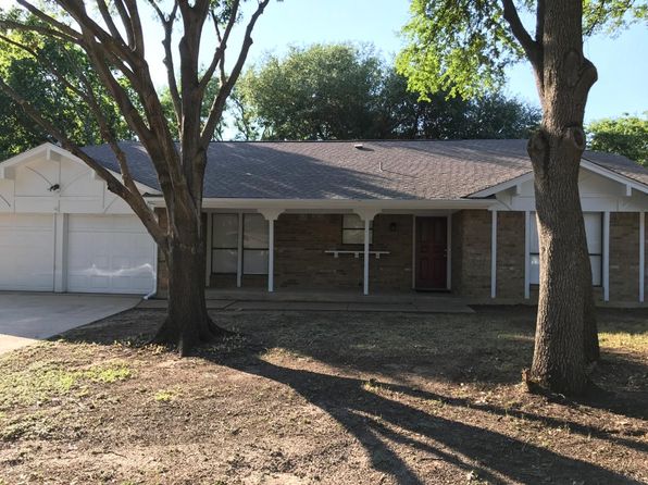 1025 Almond Dr, Mansfield, TX