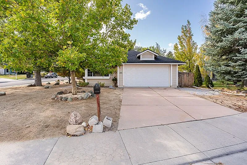 6300 Walnut Creek Rd photo 1