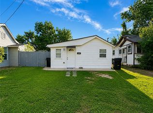 1008 N D St, Rogers, AR 72756