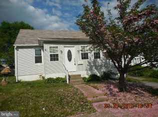 1023 Anderson Ave, Marcus Hook, PA 19061