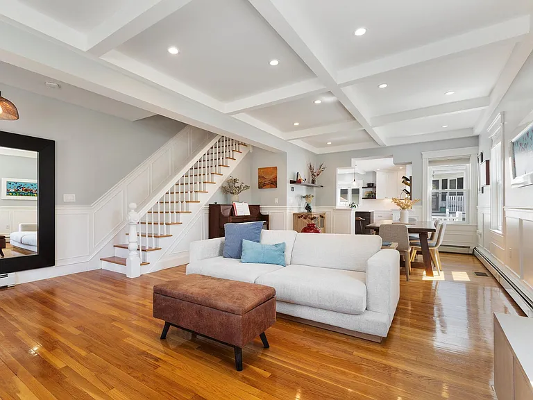 129 Washington St #129 — Photo 12