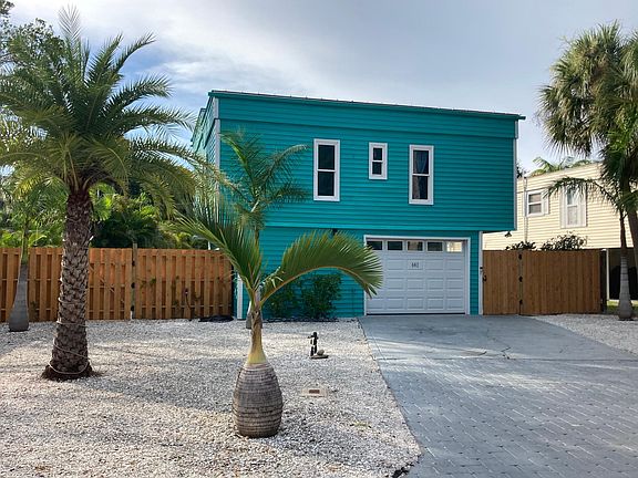 2nd image of 641 Calle De Peru