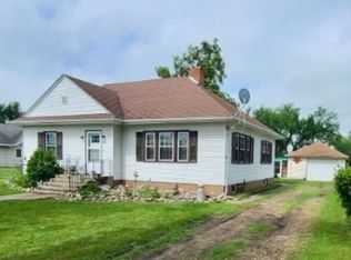 109 2nd Ave SW, Kulm, ND 58456