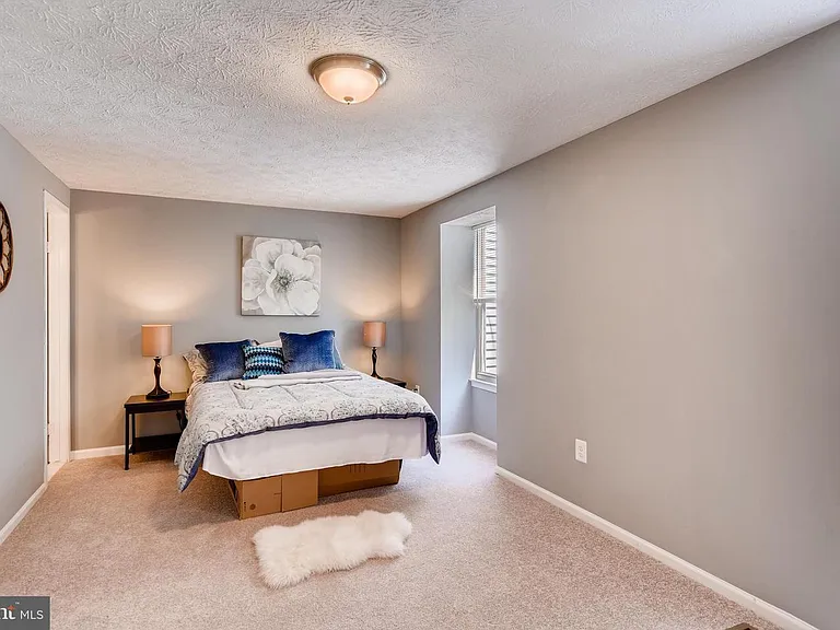 509 Oakmont Ct — Photo 10