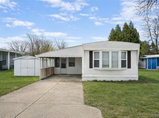 10 Laurel St, Akron, NY