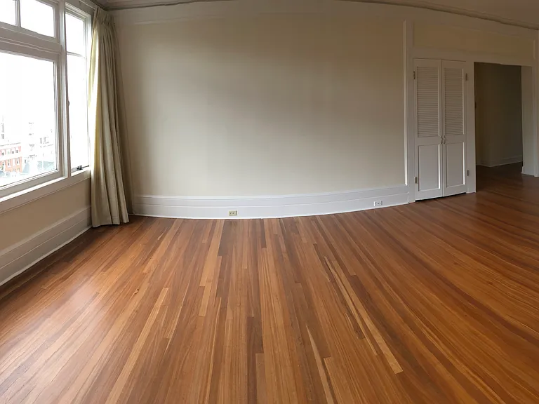 Crestview Apartments — Photo 57