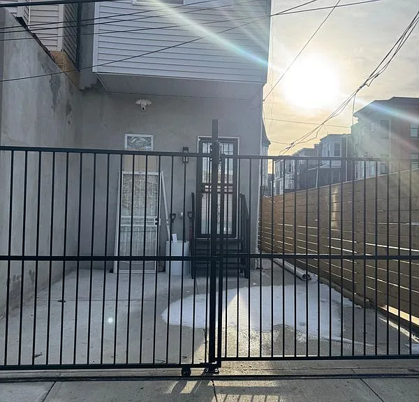 2116 N Natrona St — Photo 15