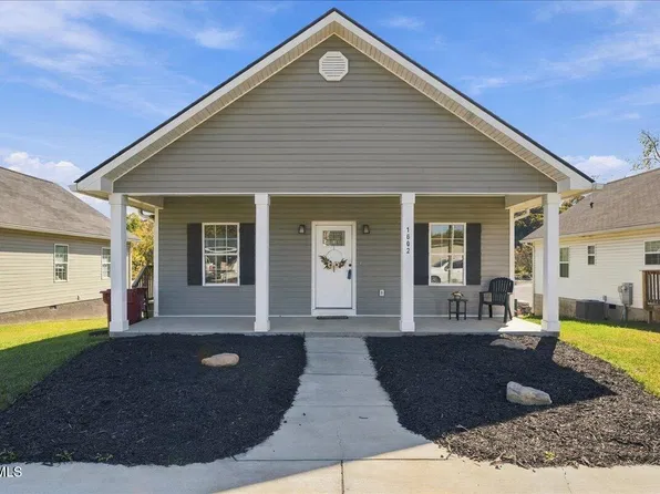 1602 E Millard St, Johnson City, TN 37601