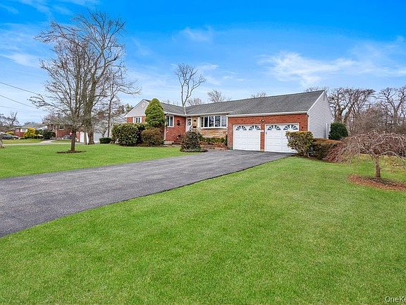 2nd image of 848 Hampshire Road