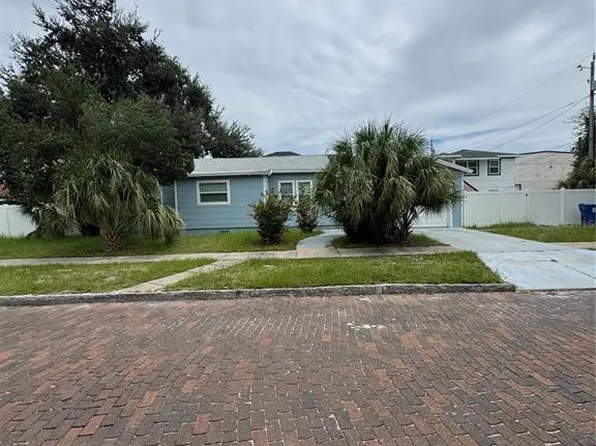 200 24th St S, Saint Petersburg, FL 33712
