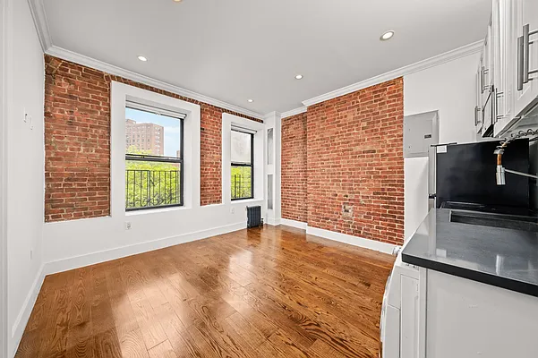 Rented by REAL New York | media 8