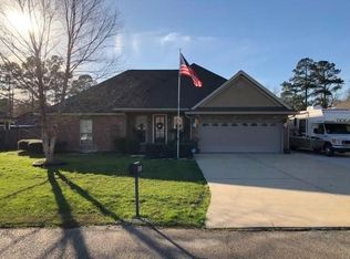 40403 Chandler Dr, Ponchatoula, LA 70454