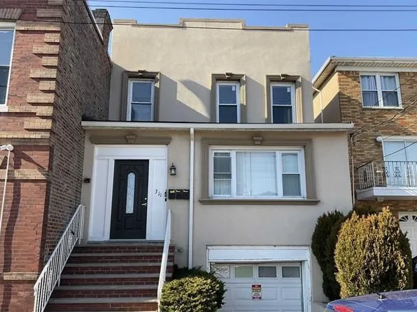 311 5th St #B, Fairview, NJ 07022