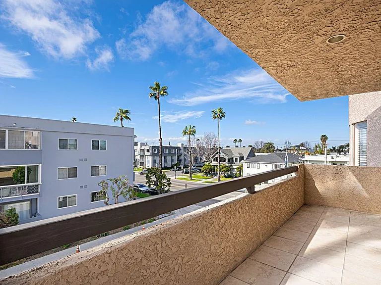 1230 E Ocean Blvd #601 — Photo 32