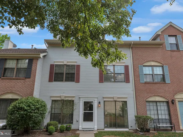 37 Oneill Ct, Lawrence Township, NJ 08648