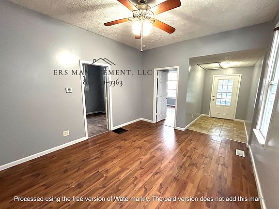 3rd image of 645 E Maryland St