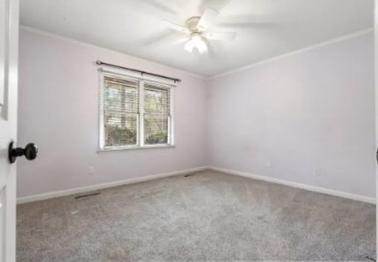 530 Hill Rd — Photo 15