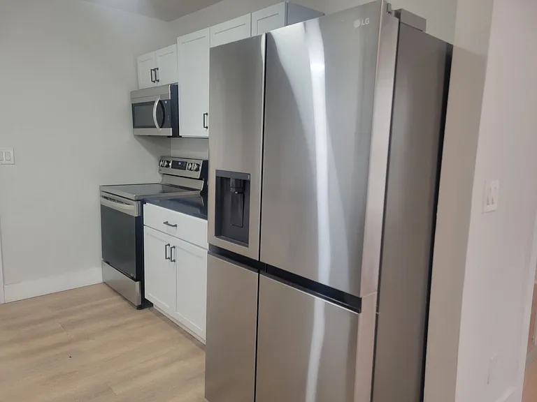 1711 Coleman Ave — Photo 8
