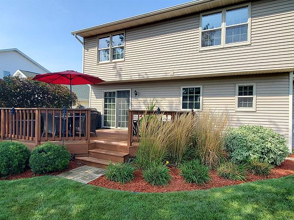 4th image of 3810 Wintergreen Way