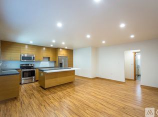 11924 Riverside Dr #105E, Valley Village, CA 91607