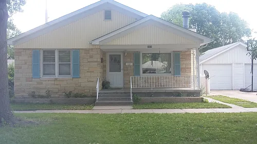 1511 N Cleburn St Photo 1 1511 N Cleburn St Photo 1
