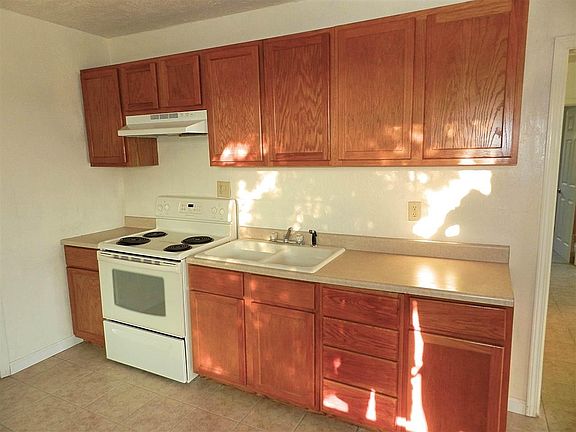 2nd image of 6215 NW Ash Ave