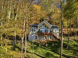 305 Flame Azalea Ln, Mars Hill, NC 28754