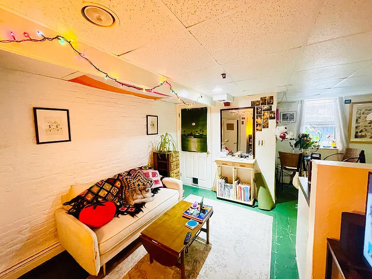 10 Hull St #3 — Photo 6