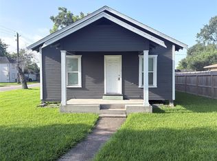 1401 Edison St, Baytown, TX 77520