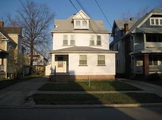 1212 Saint Charles Ave, Lakewood, OH