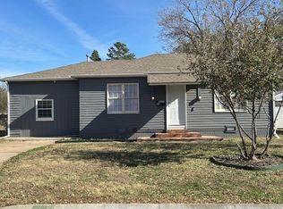 518 E Lockheed Dr, Midwest City, OK 73110