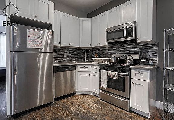 3rd image of 265 Woodbine St #2A