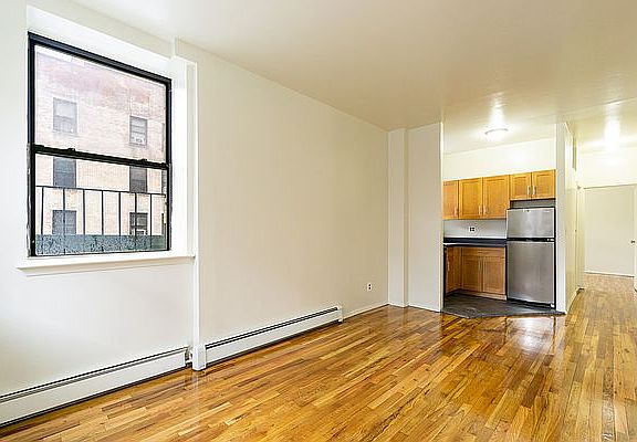 3rd image of 29 Avenue B APT 2D