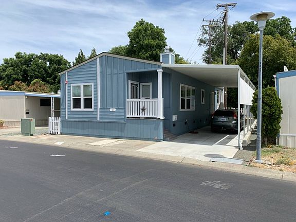 2nd image of 14 Palm Dr