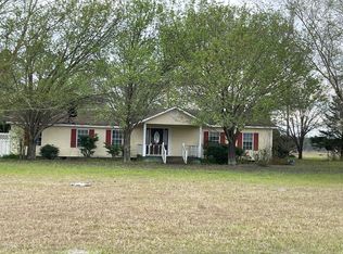 92 Rentz Woods Rd, Hazlehurst, GA 31539