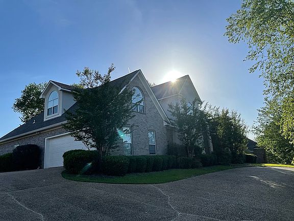 2nd image of 129 Cypress Lake Blvd S