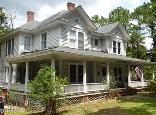 170 N May St, Southern Pines, NC 28387