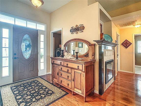 4th image of 2251 Jessica Ln