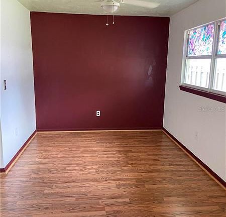 3rd image of 3300 Sherwood Dr