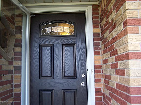 2nd image of 626 Nara Visa Ln