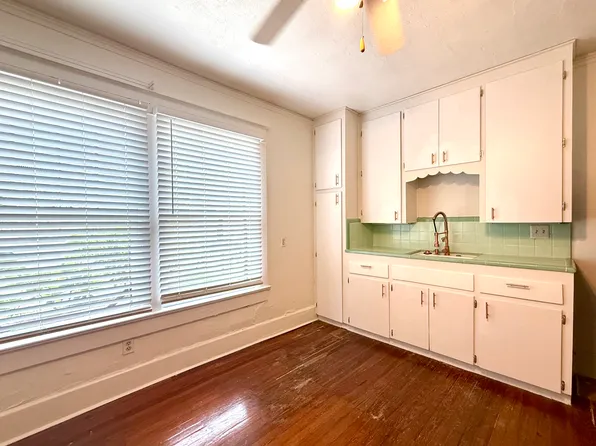 633 10th Ave S #2, Saint Petersburg, FL 33701