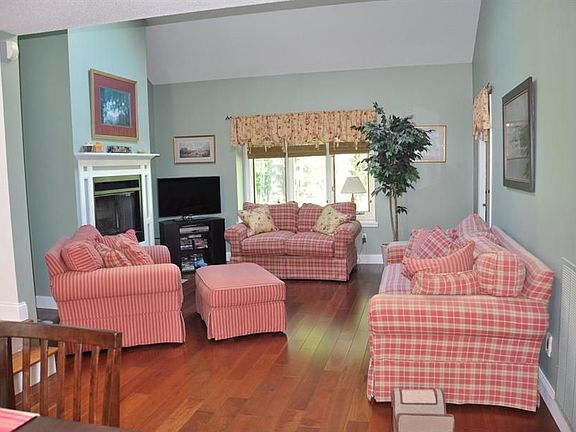 2nd image of 604 Sand Stone Dr