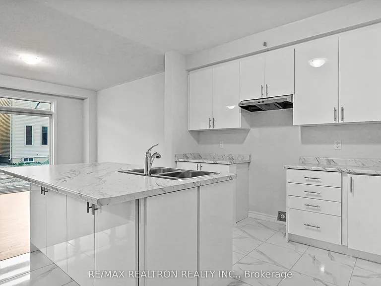 21 Prudhoe Ter — Photo 15