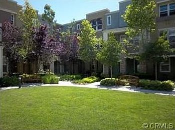 2nd image of 524 N Cabernet Dr