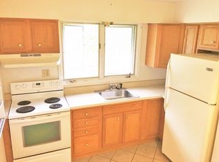 91 W Sand Lake Rd APT 2C, Wynantskill, NY 12198
