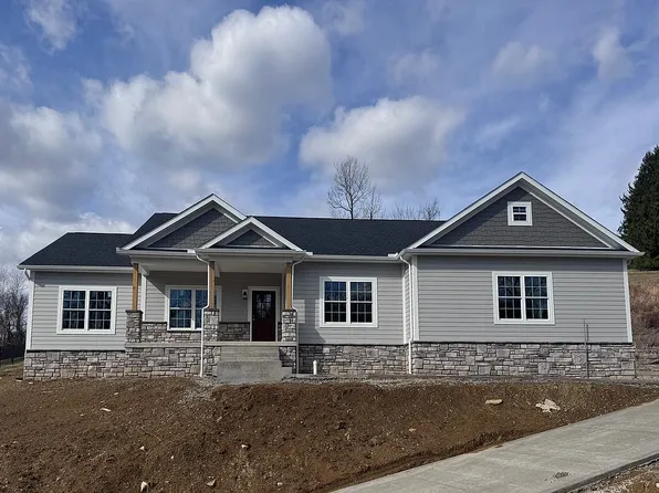 497 Pembroke Dr, Triadelphia, WV 26059